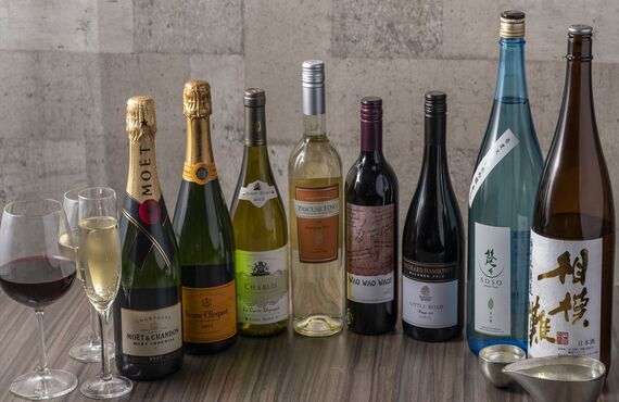 川口の銀串フレンチ70’sキッチンではディナーに60種以上のお酒をご用意