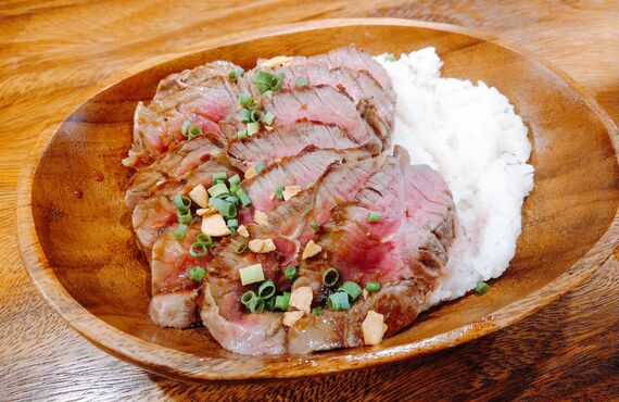 ステーキ丼のある川口ランチのお店　銀串フレンチ７０’sキッチン